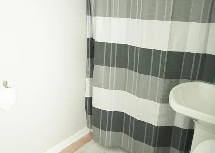 7 Star The Malia Oasis 3br 1 Half Bath Office Space
